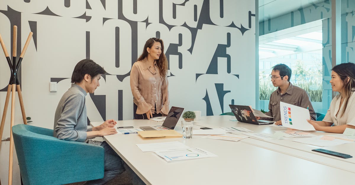 découvrez les dernières tendances en matière d'engagement client pour 2023. apprenez comment les entreprises adaptent leurs stratégies pour fidéliser leurs clients et améliorer l'expérience utilisateur. restez à la pointe des innovations et maximisez votre impact.